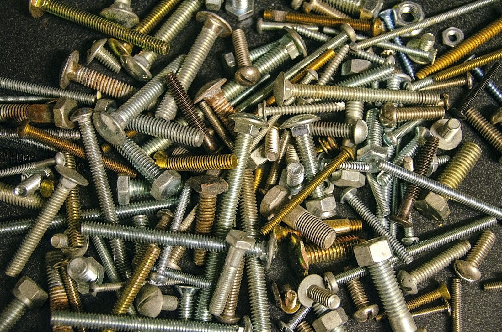 Fasteners & Hardware
